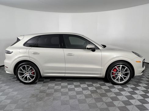 Used 2021 Porsche Cayenne GTS image 14