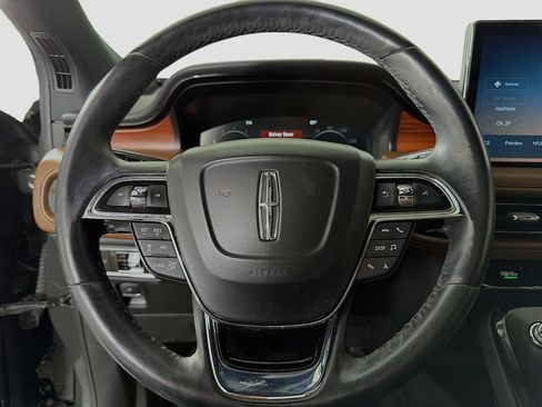 Used 2022 Lincoln Nautilus Reserve FWD image 14
