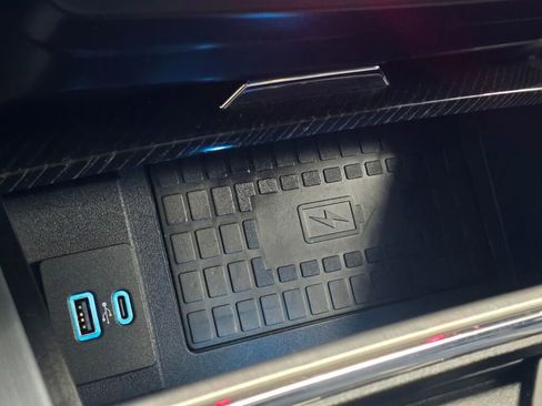 Used 2022 Ford F350 Platinum image 48