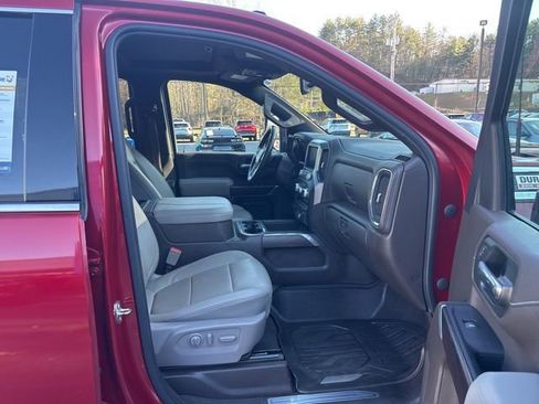 Used 2023 GMC Sierra 2500 SLT w/ SLT Convenience Package image 28