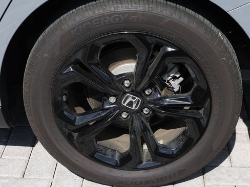 Used 2025 Honda Accord SE image 35