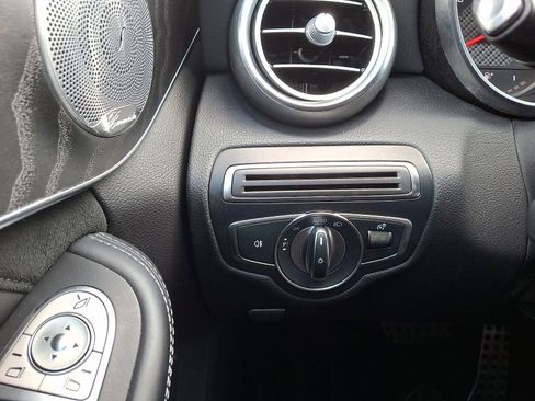 Used 2018 Mercedes-Benz C 63 AMG S image 23