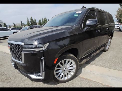 Used 2023 Cadillac Escalade ESV Luxury RWD image 3