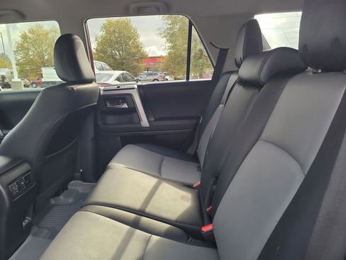 Used 2022 Toyota 4Runner SR5 Premium AWD/4WD image 24
