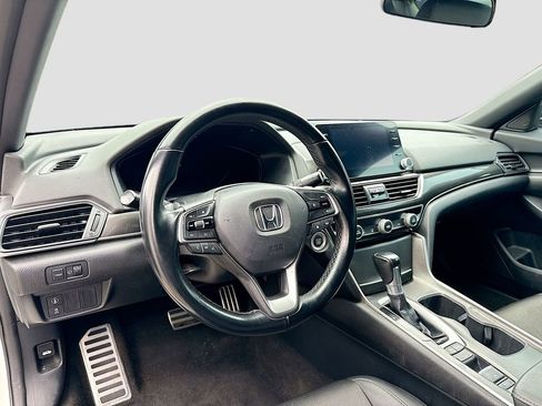 Used 2022 Honda Accord Sport image 9