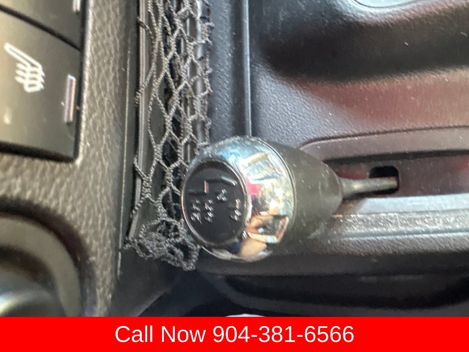 Used 2016 Jeep Wrangler Unlimited Sahara AWD/4WD image 29