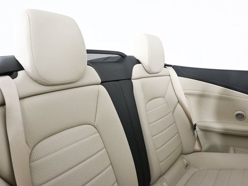 Used 2017 Mercedes-Benz C 300 4MATIC Cabriolet image 19