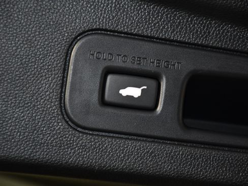 Certified 2025 Acura MDX SH-AWD w/ Technology Package image 52