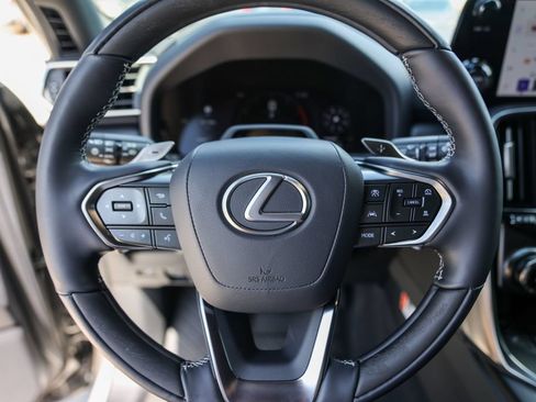 Used 2026 Lexus LX 700h Luxury w/ Appearance Package AWD/4WD image 12