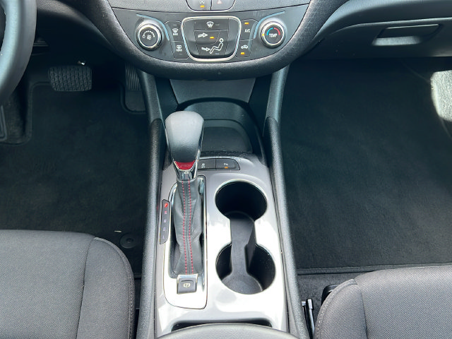 Used 2024 Chevrolet Malibu RS FWD image 17
