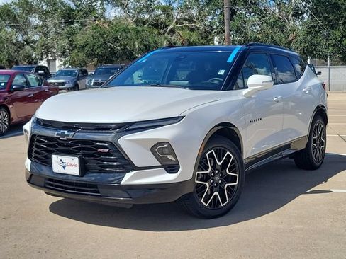 Used 2024 Chevrolet Blazer RS w/ Driver Confidence II Package FWD image 31