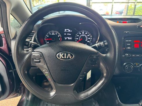 Used 2017 Kia Forte LX FWD image 24