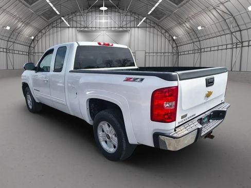 Used 2013 Chevrolet Silverado 1500 LT w/ All-Star Edition AWD/4WD image 4