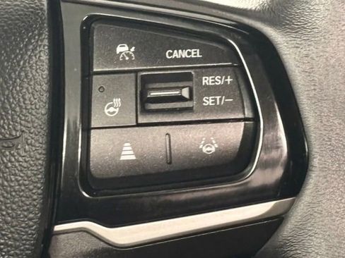 Used 2025 Honda Odyssey Elite image 32