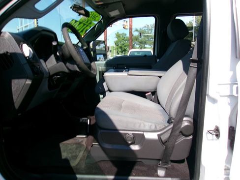 Used 2015 Ford F250 XLT AWD/4WD image 13