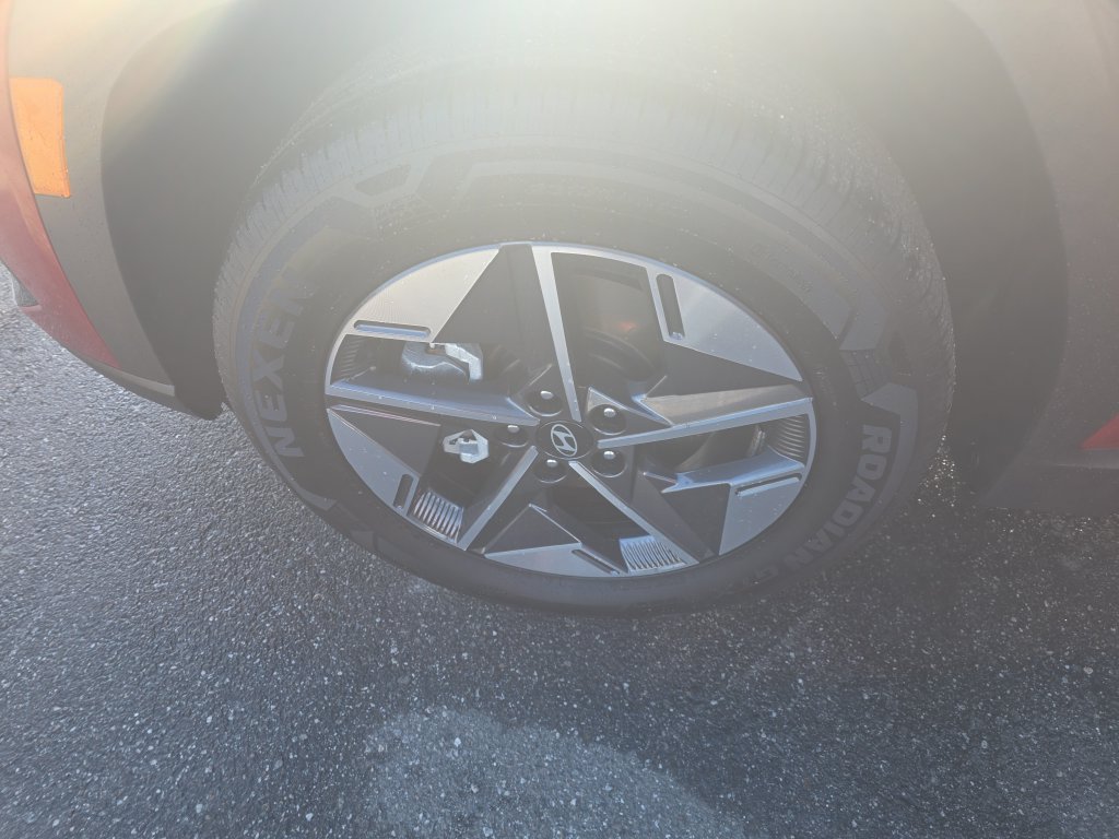 Used 2025 Hyundai Tucson SEL AWD/4WD image 24