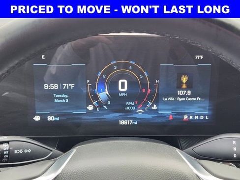 Used 2026 Chevrolet Equinox LT FWD image 4