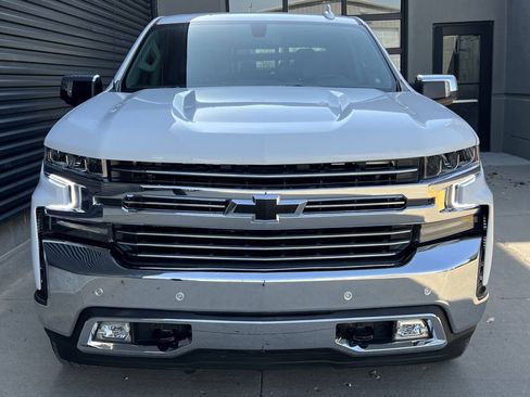 Used 2021 Chevrolet Silverado 1500 LTZ w/ LTZ Convenience Package II AWD/4WD image 4