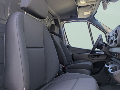 New 2026 Mercedes-Benz Sprinter 2500 image 7