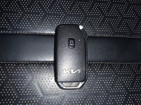 Used 2023 Kia Sorento S FWD image 32