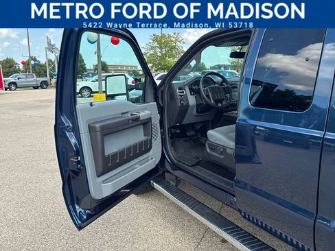 Used 2016 Ford F250 XLT w/ XLT Premium Package AWD/4WD image 14