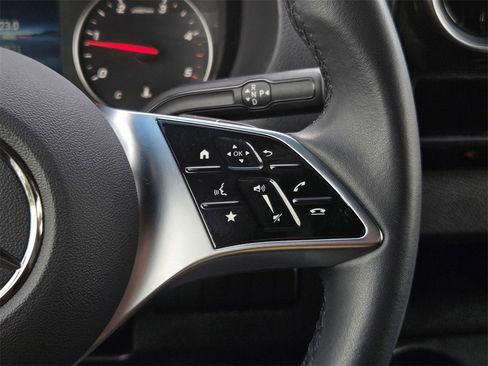 Used 2025 Mercedes-Benz Sprinter 2500 image 21