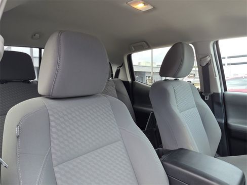 Used 2021 Toyota Tacoma SR5 image 15