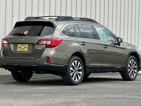 Used 2015 Subaru Outback 2.5i Limited image 4