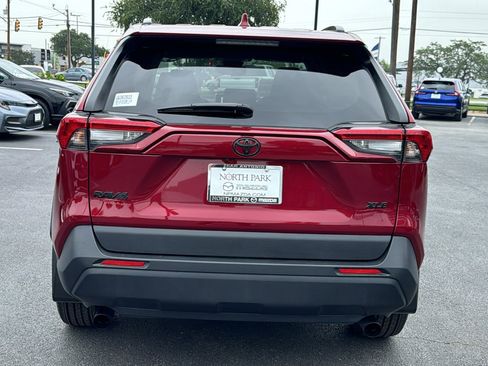 Used 2024 Toyota RAV4 XLE Premium FWD image 7