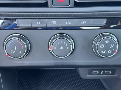 Used 2021 Volkswagen Jetta S w/ Driver Assistance Package FWD image 22