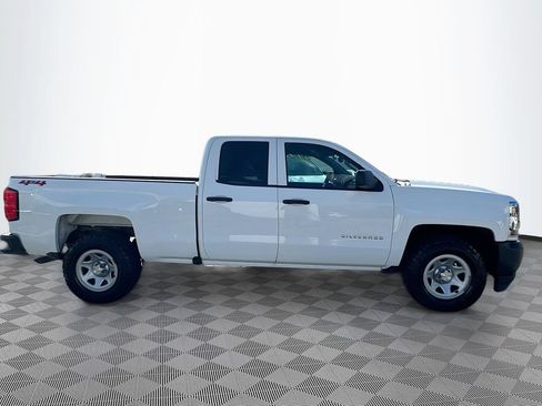 Used 2019 Chevrolet Silverado 1500 W/T w/ WT Convenience Package AWD/4WD image 5