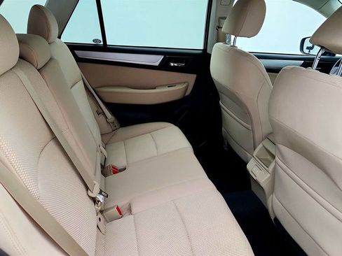 Used 2019 Subaru Outback 2.5i Premium AWD/4WD image 23