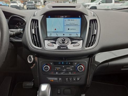 Used 2018 Ford Escape Titanium AWD/4WD image 13