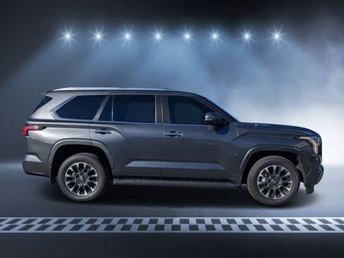 Used 2025 Toyota Sequoia Limited image 2