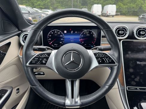 Used 2023 Mercedes-Benz C 300 4MATIC Sedan image 9