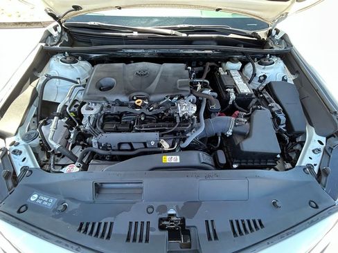 Used 2022 Toyota Camry SE w/ Carpet Mat Package (TMS) FWD image 33