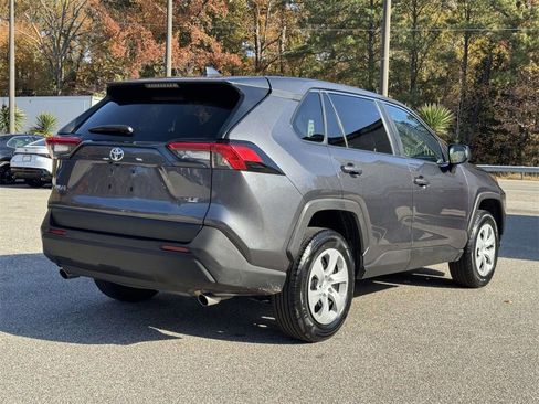 Used 2023 Toyota RAV4 LE image 20