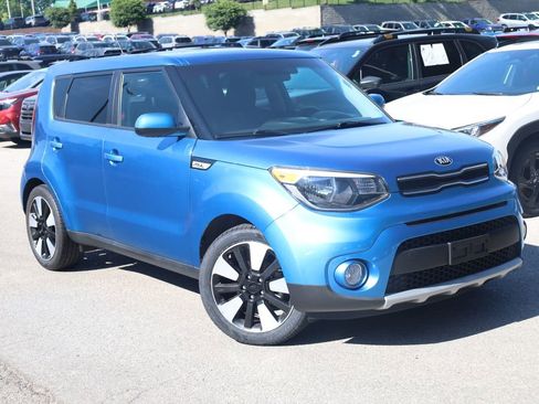 Used 2019 Kia Soul + FWD image 2