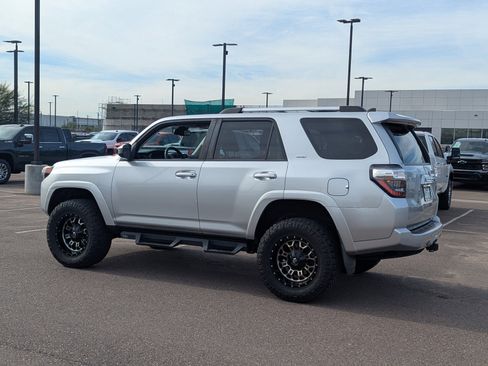 Used 2021 Toyota 4Runner SR5 image 4
