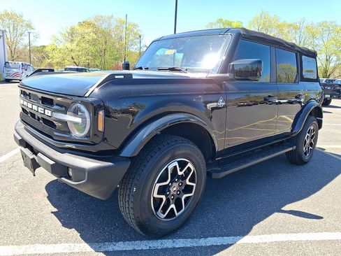 Certified 2023 Ford Bronco Outer Banks AWD/4WD image 5