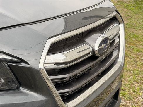 Used 2019 Subaru Outback 2.5i Premium image 24