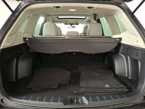 Used 2022 Subaru Forester Premium AWD/4WD image 29