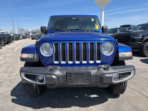 Used 2020 Jeep Wrangler Unlimited Sahara w/ Uconnect 4C Nav & Sound Group AWD/4WD image 8