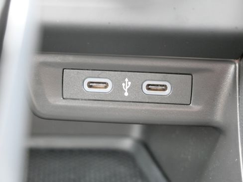 Certified 2024 Volkswagen Jetta S FWD image 29