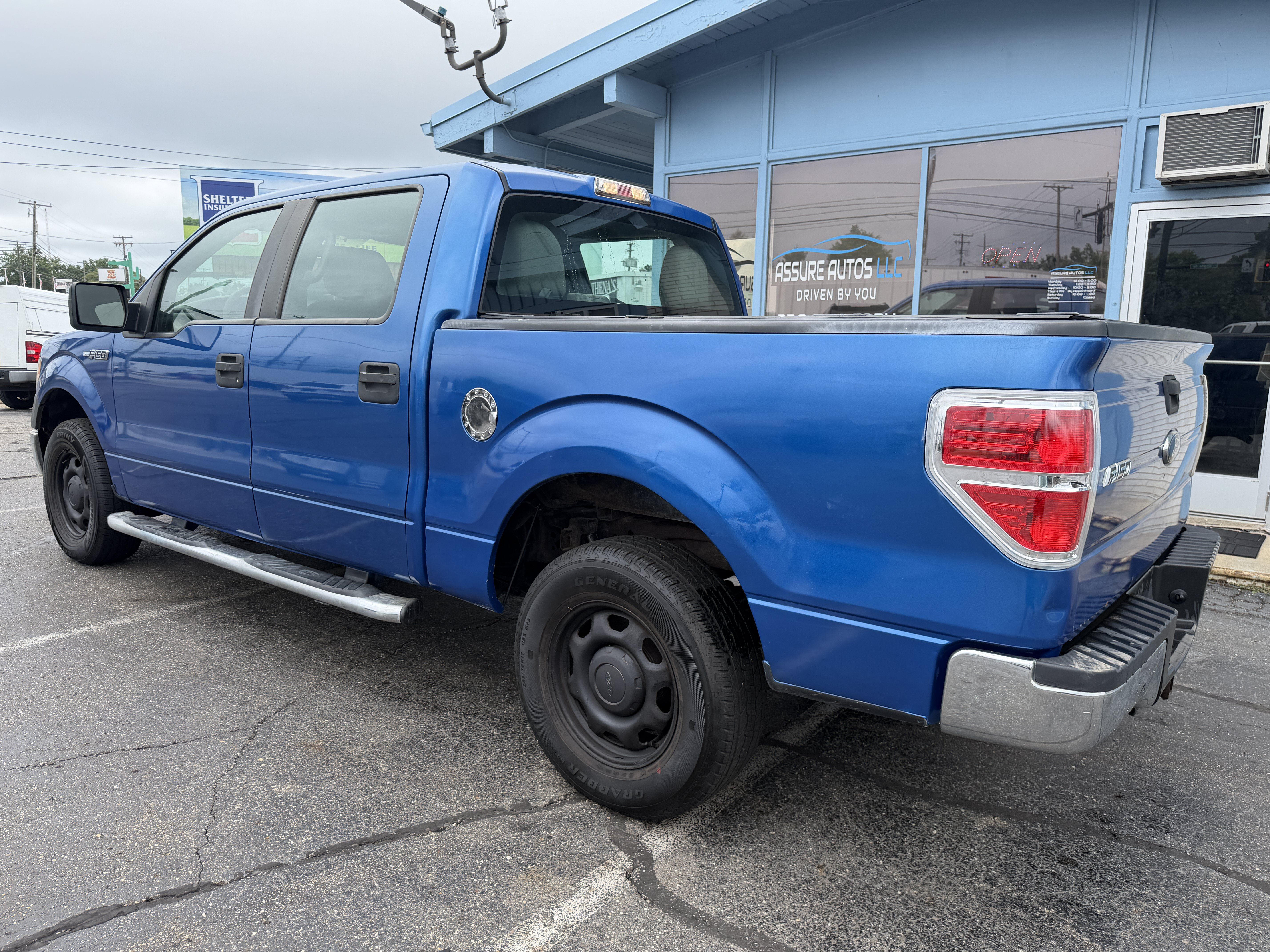 Used 2010 Ford F150 XL RWD image 3