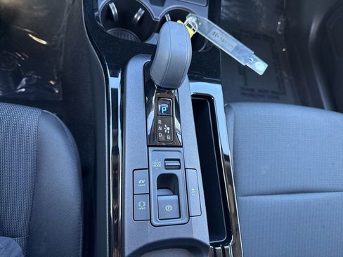 Used 2024 Toyota Prius LE AWD/4WD image 14