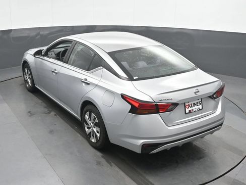Used 2021 Nissan Altima 2.5 S FWD image 35
