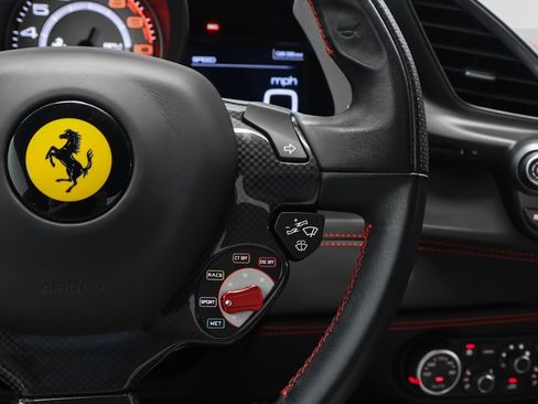 Certified 2018 Ferrari 488 GTB RWD image 54