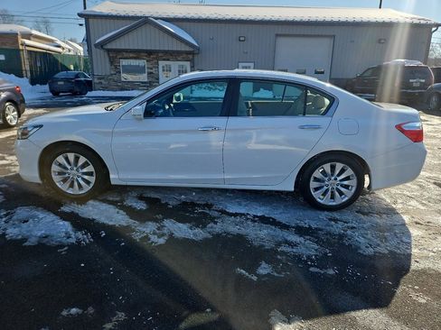 Used 2015 Honda Accord EX image 6