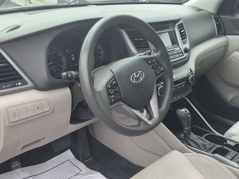 Used 2017 Hyundai Tucson SE FWD image 5